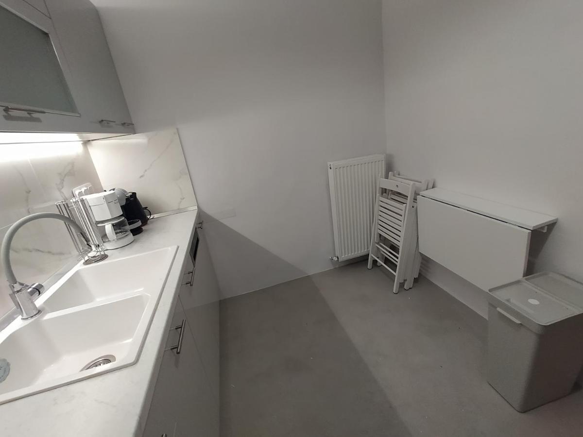Appartamento Athina Pantheon Mitropoleos Salonicco Esterno foto